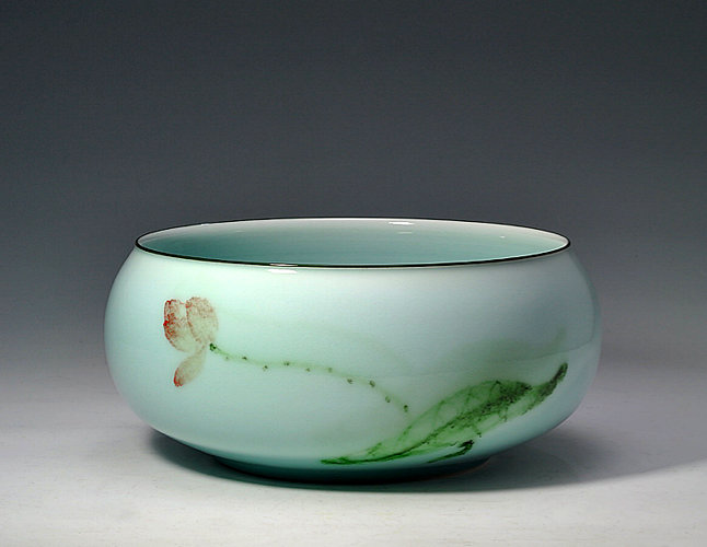 Tropfenförmiges Seladon-Gefäß mit Krakelee.